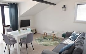 Marasovica Apartments